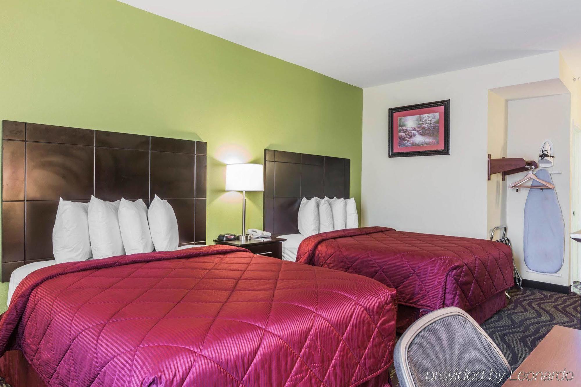 Quality Inn & Suites North Montgomery Eksteriør bilde