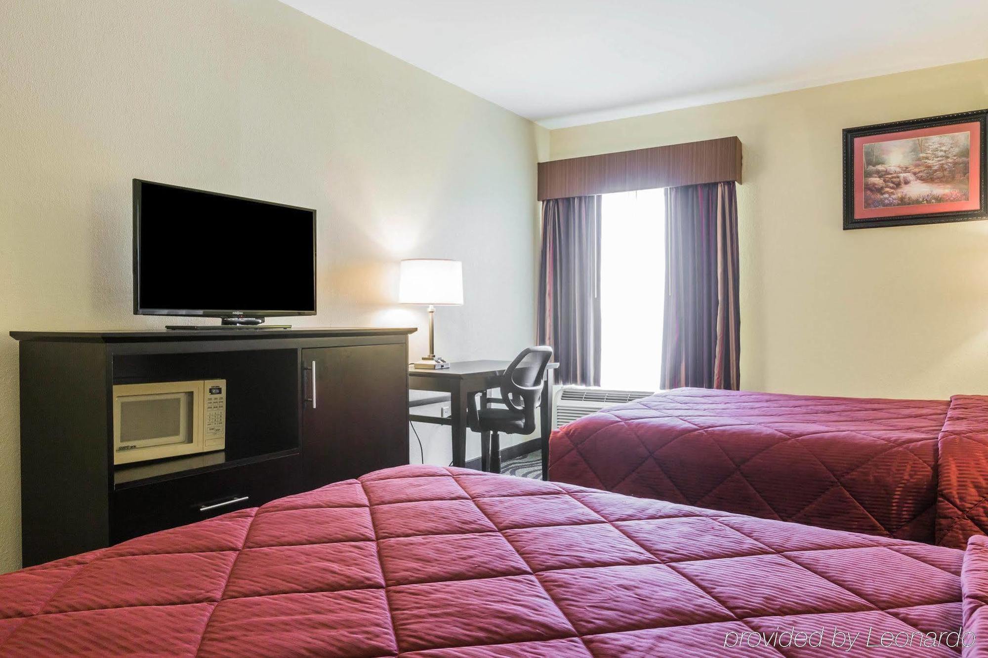 Quality Inn & Suites North Montgomery Eksteriør bilde