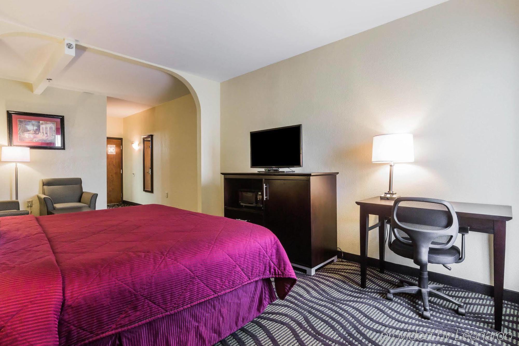 Quality Inn & Suites North Montgomery Eksteriør bilde