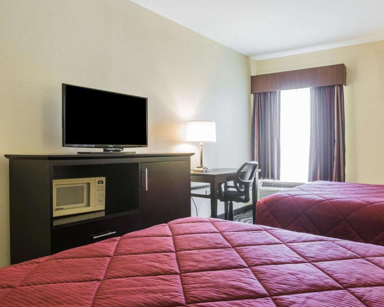 Quality Inn & Suites North Montgomery Eksteriør bilde