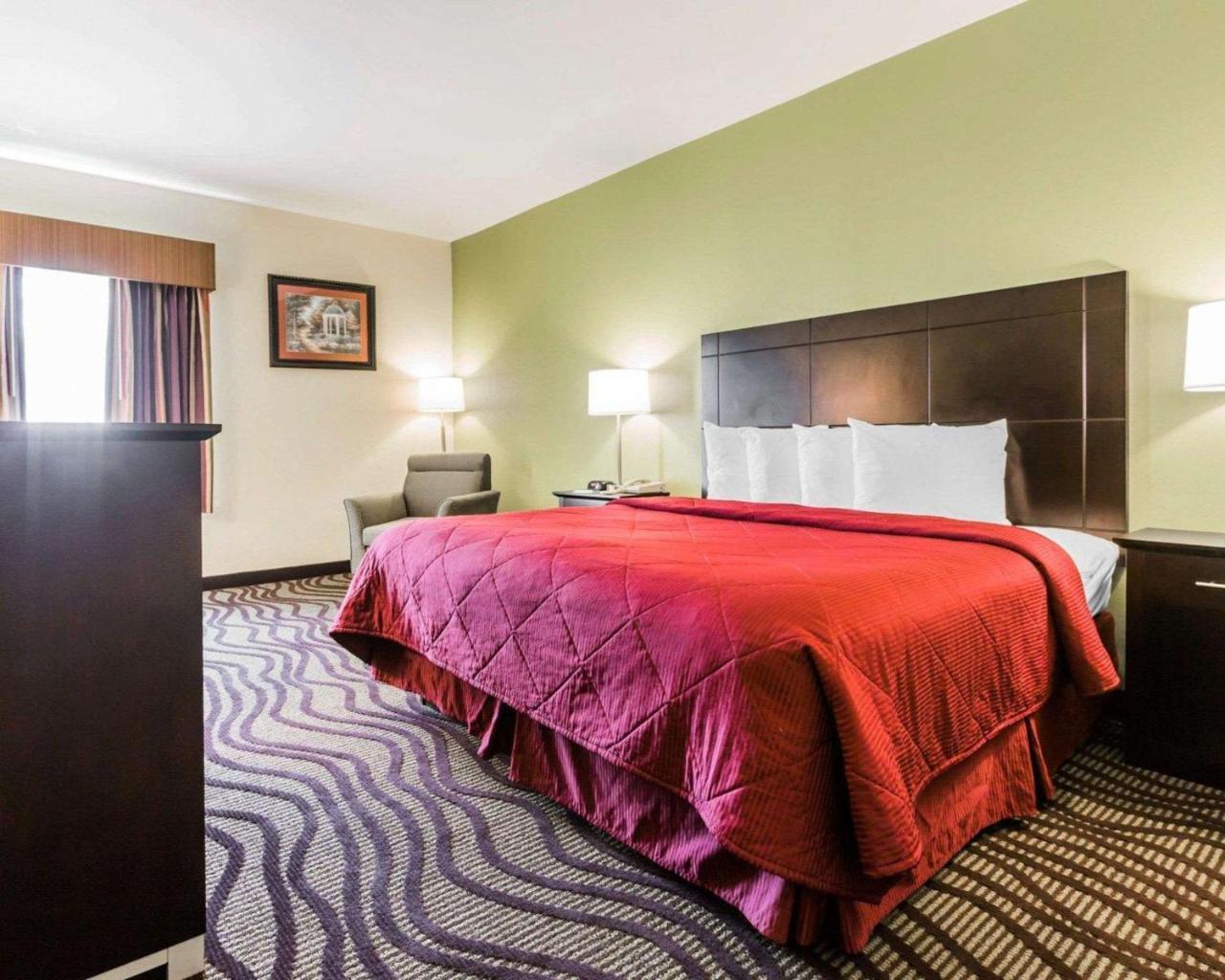 Quality Inn & Suites North Montgomery Eksteriør bilde